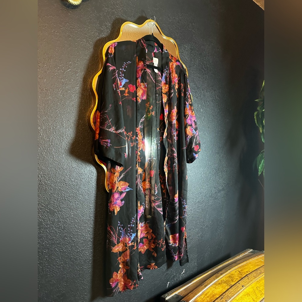 a new day Black Floral Satin Robe